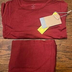 Kyte RB(deep cherry red) NIB/NWT size 6T LS pajamas